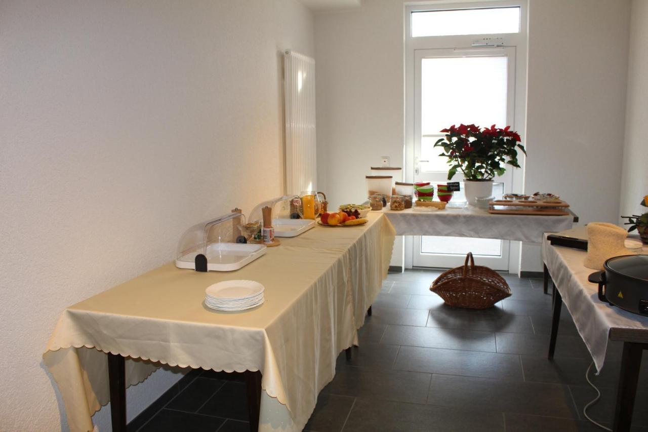 Pension Brunnenhof Roetgen Exterior foto