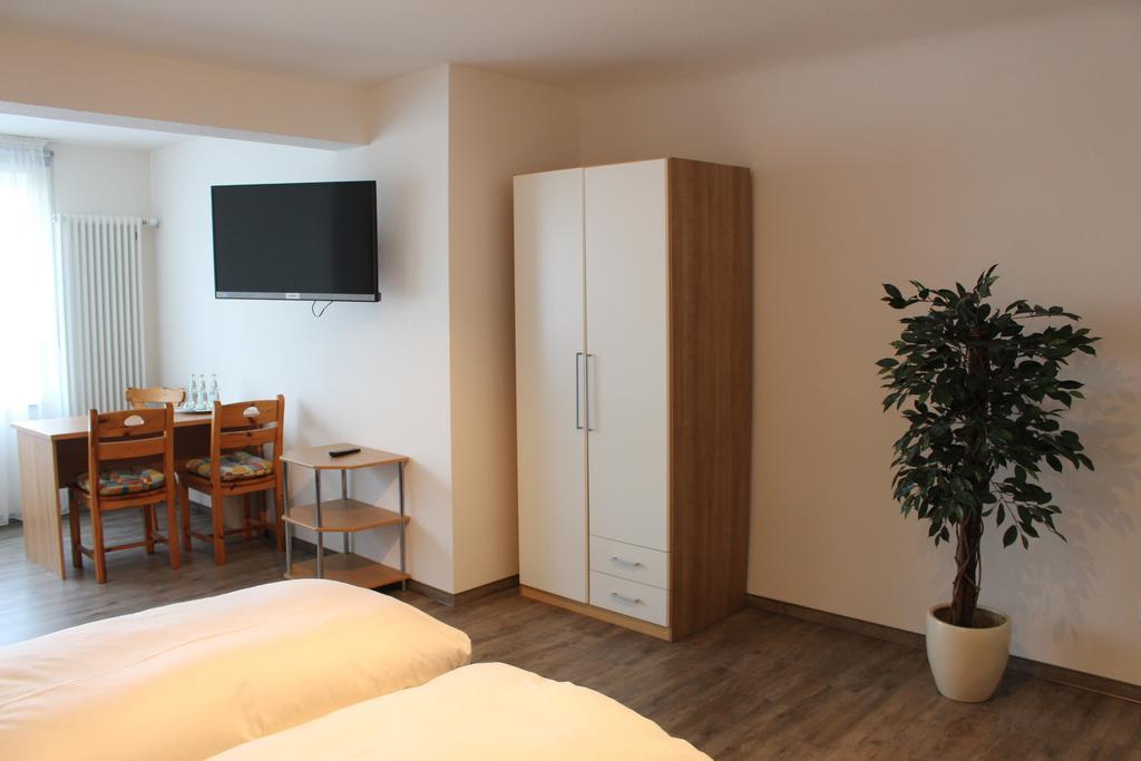 Pension Brunnenhof Roetgen Exterior foto